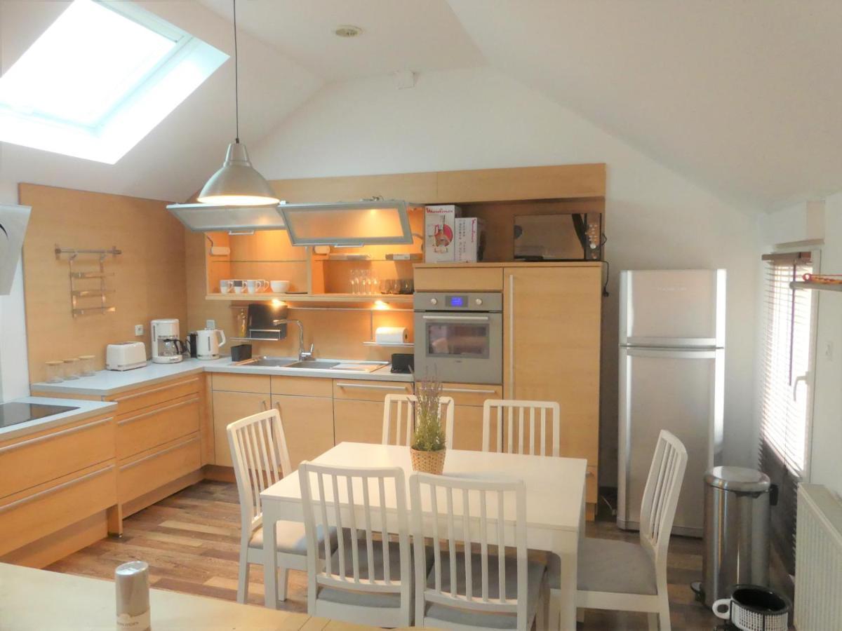 Maison De Ville, Fibre Et Netflix Holiday home Belfort